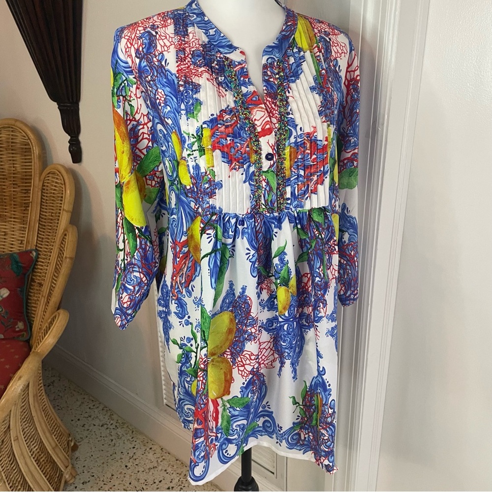 Antica Sartoia Boutique BEADING. White Fruit Print Tunic Top! New! Beautiful. Lg